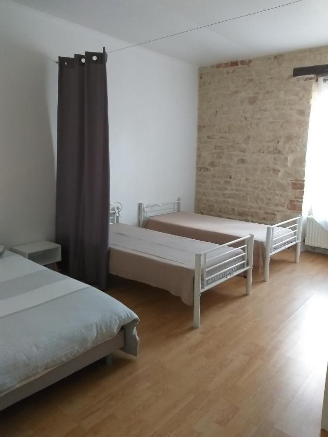 La Laujere Ivie - Gite & Piscine Privative Saint-Hilaire-du-Bois  Екстериор снимка