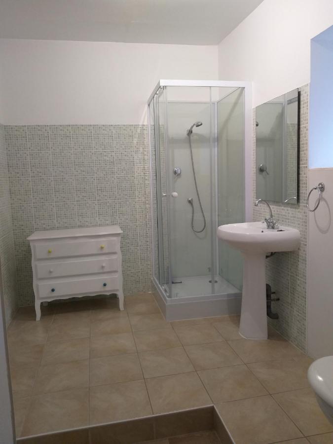 La Laujere Ivie - Gite & Piscine Privative Saint-Hilaire-du-Bois  Екстериор снимка